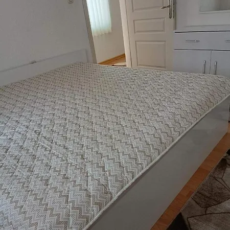 Mia 2 Family Apartment Near City Center Bitola Exterior photo