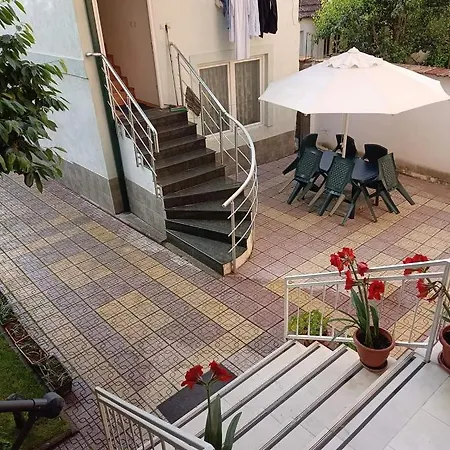 Mia 2 Family Apartment Near City Center Bitola Exterior photo