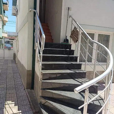 Mia 2 Family Apartment Near City Center Bitola Exterior photo